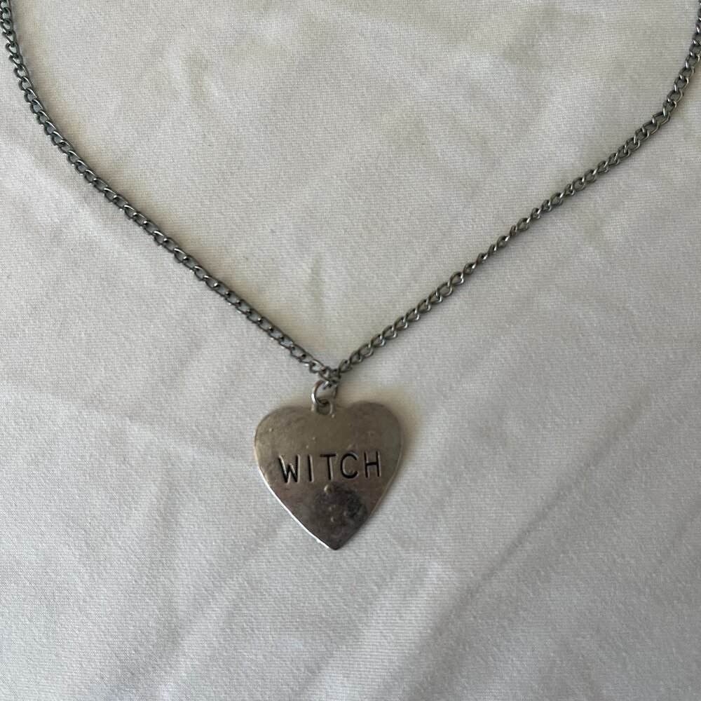 Silver Necklace Heart Pendant Witch Excellent Condition Lobster Clasp 90s Chain